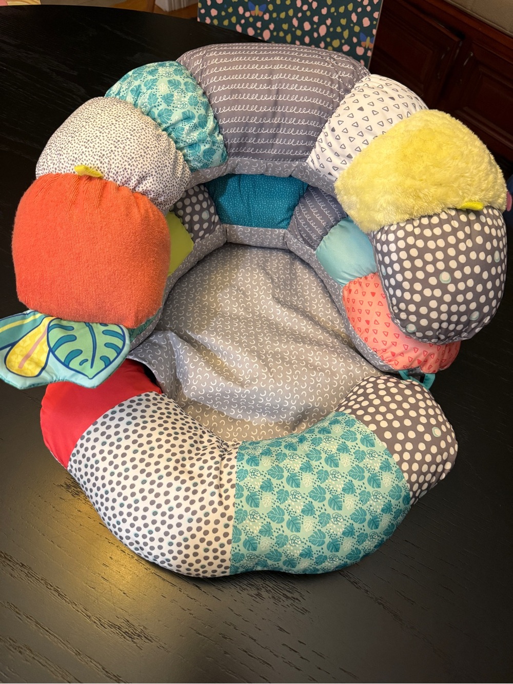 Infantino PROP-A-PILLAR TUMMY TIME & SEATED SUPPORT™